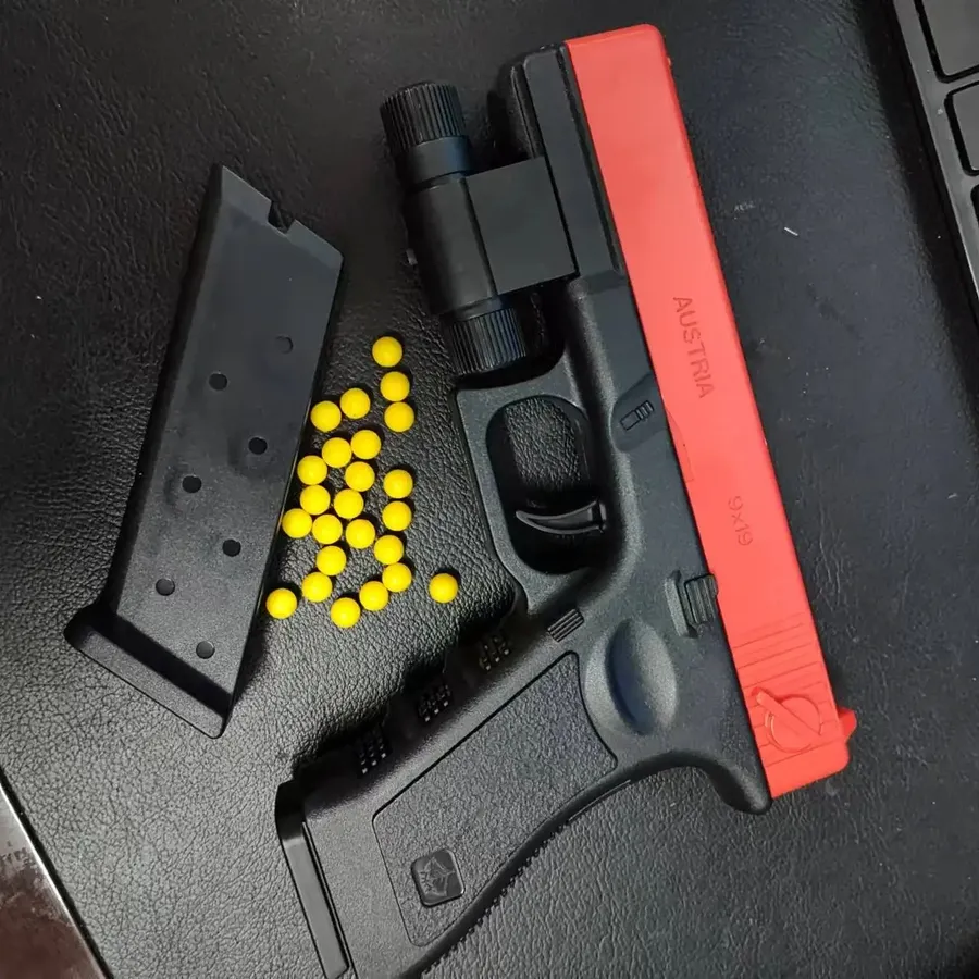 G17 Flashstrike Pistol - Image 2